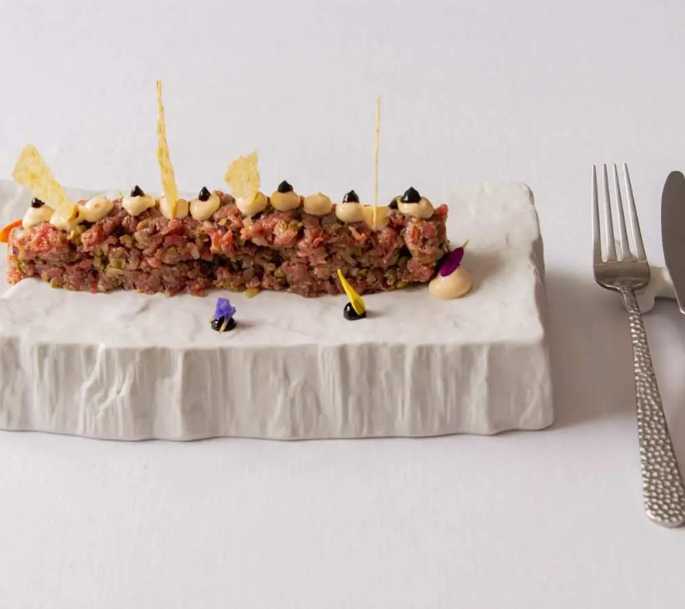 steak tartar Cinza e Lume